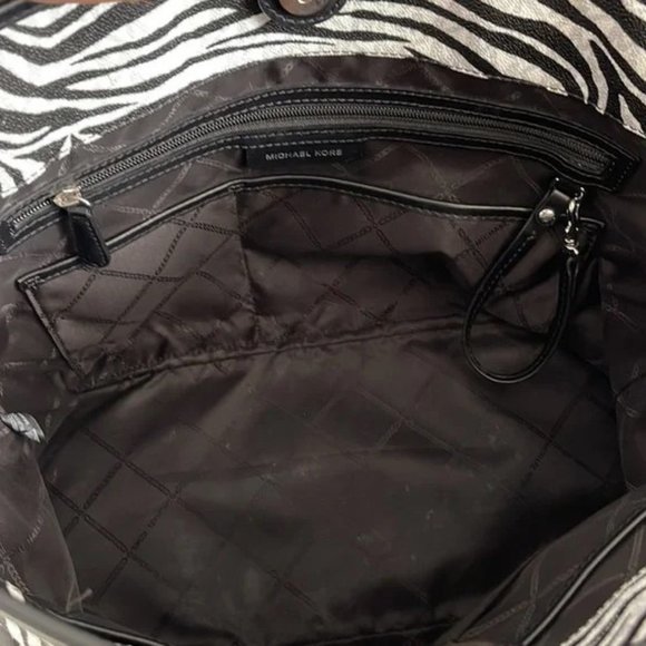 Michael Kors Carter Large Tote Bag - Zebra Print - Designer - NWT - Picture 4 of 7